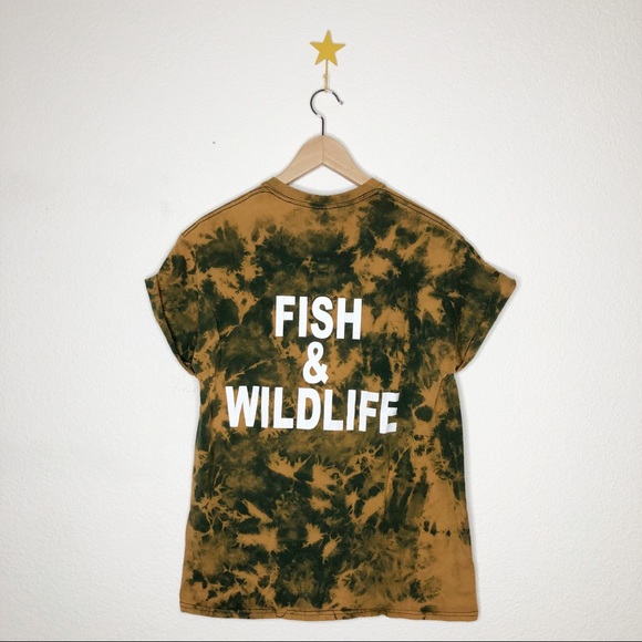 •SOLD • RE/ | 🐟 Acid Wash Fish & Wildlife Tee - Picture 5 of 5